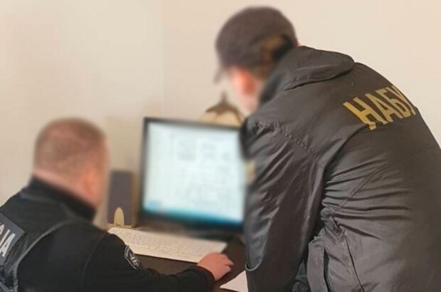 Закупка оружия по завышенным ценам: в Украине и Польше прошли обыски