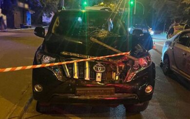 Водій позашляховика у Києві збив на смерть пішохода, тікаючи від патрульних