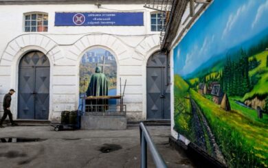 Подростки на крючке врага: как россияне вербуют диверсантов в Украине