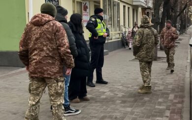 ТЦК не суд и адвокаты там не предусмотрены – Истомин