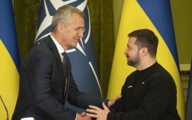 Генсек НАТО Столтенберг з неоголошеним візитом прибув до України