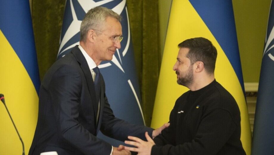 Генсек НАТО Столтенберг с необъявленным визитом прибыл в Украину