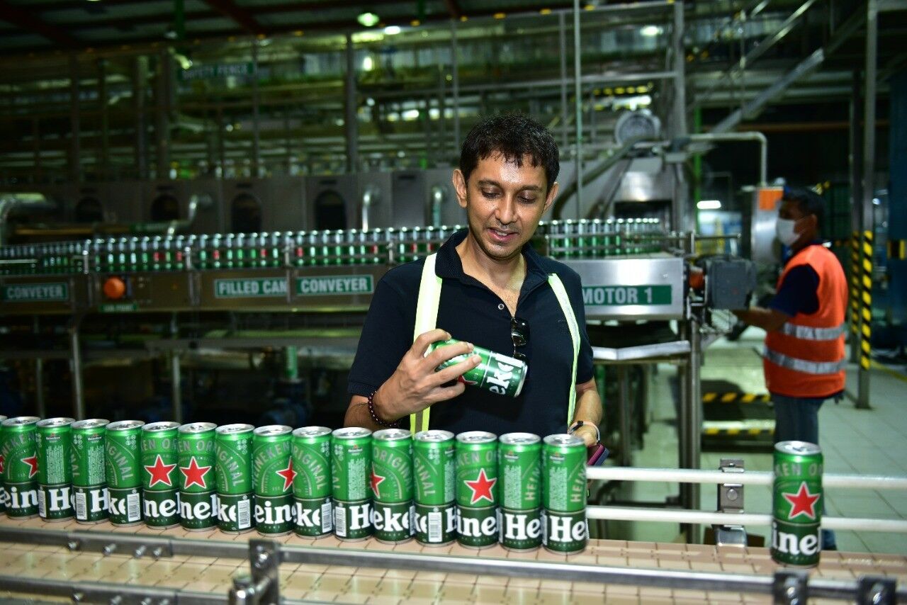 Heineken скоротить 6000 робочих місць через падіння попиту на пиво