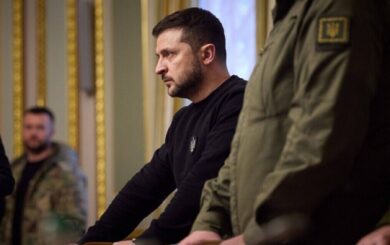 Зеленский провел Ставку из-за постоянных обстрелов Харькова и области