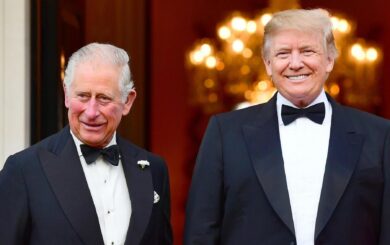 На Віндзорський замок вивели кадри з Трампом і Епштейном: британська поліція втрутилася