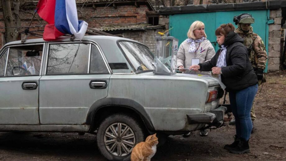 СБУ звинуватила колаборантку у співпраці з окупантами під час ”виборів” на Луганщині