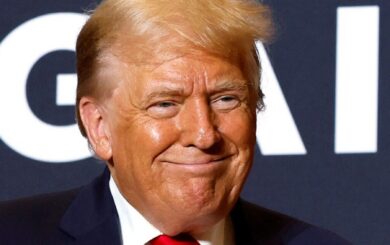 Трамп запустил свою криптовалюту, которая уже собрала рекордный спрос