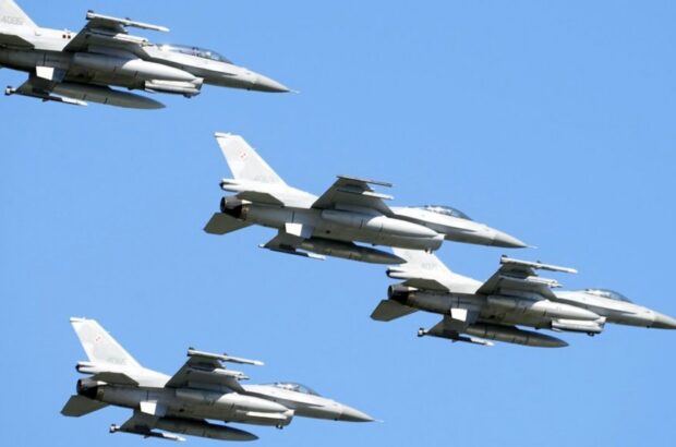 Первые F-16 должны появиться в небе Украины в течение нескольких недель, – WP