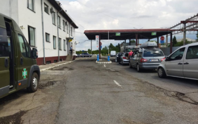 На Закарпатті чоловік двічі вирвався від прикордонників і втік в Угорщину