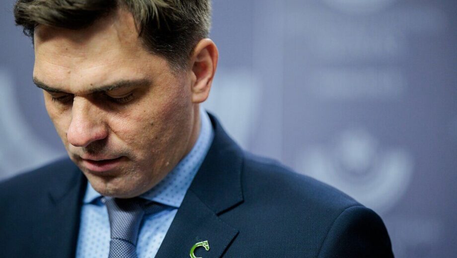 Министр культуры Литвы Адамавичюс уходит в отставку после вопроса о Крыме