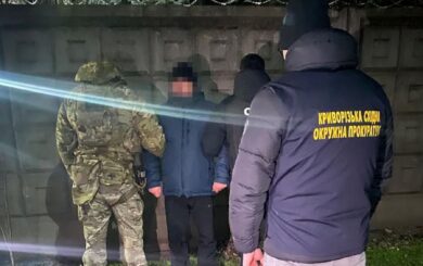 На Днепропетровщине будут судить военного ВСП, который за $15 тысяч обещал »бронь» и выезд за границу (видео)