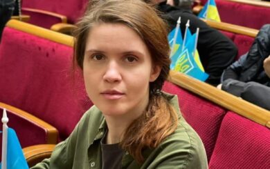 Мар’яна Безугла повідомила про вихід із фракції та партії ”Слуга народу”