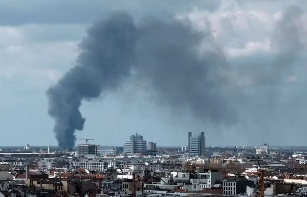 У Берліні сталась масштабна пожежа у таборі для українських біженців