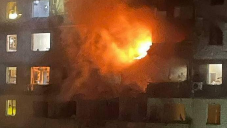 В Кривом Роге ракета попала в многоэтажку: есть погибшие