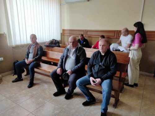 Суд по делу о поджоге авто на 150 тысяч долларов