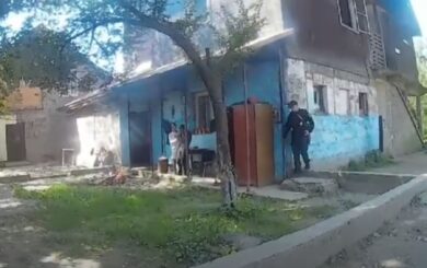 Во время задержания в Рахове полицейский пострадал от пожара, вызванного ревнивым мужчиной