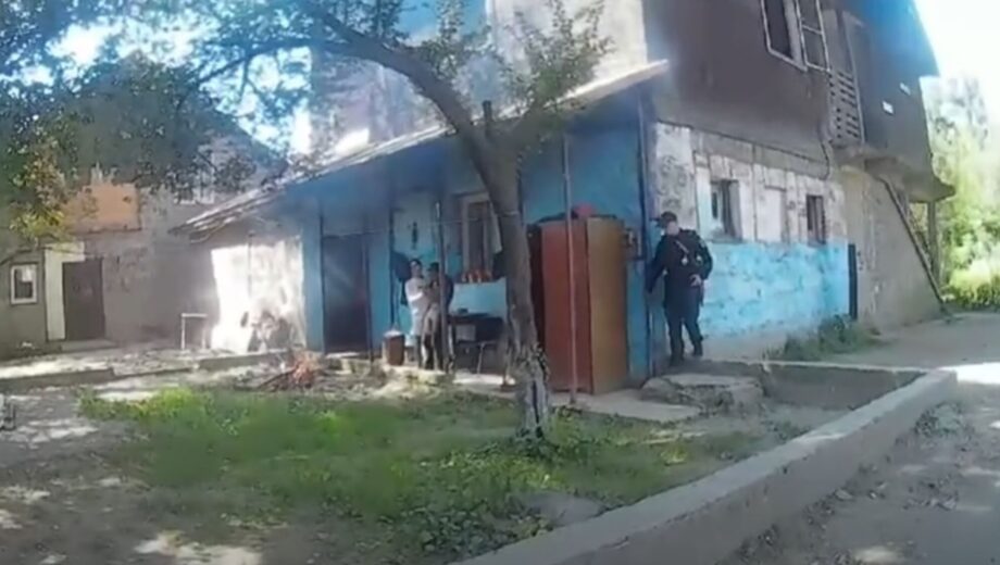 Во время задержания в Рахове полицейский пострадал от пожара, вызванного ревнивым мужчиной