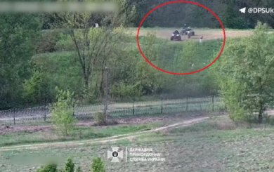 Четверо поляків на квадроциклах і мотоциклі незаконно перетнули угорсько-український кордон