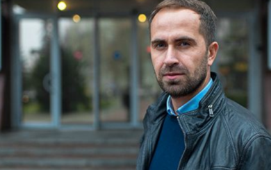 Співробітники ТЦК добу утримують головреда ”Економічної правда” Дмитра Дєнкова без зв’язку