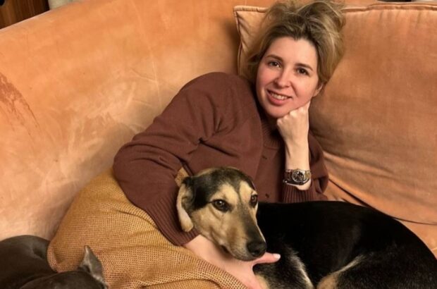 »Поезжайте в свою Одессу»: в Киеве женщина ударила Павелецкую из-за замечаний о собаке без поводка