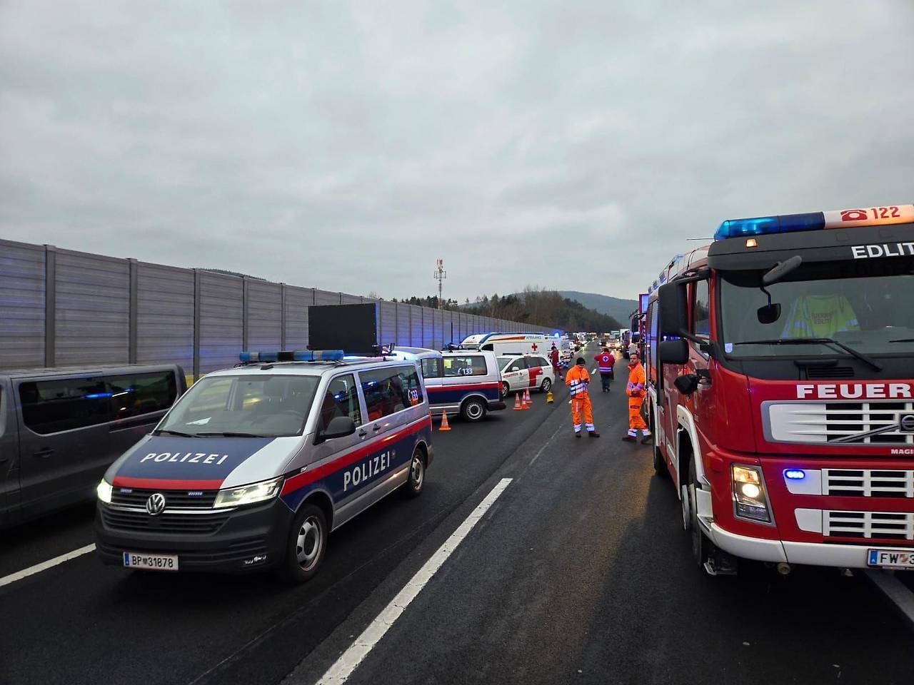 Смертельна ДТП в Австрії: загинули четверо українців, шестеро травмовані