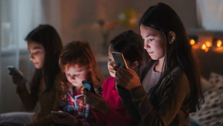 Аккаунты детей до 13 лет в Instagram и Facebook начнут автоматически блокировать