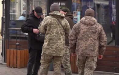 В Раде предлагают запретить применение силы граждан во время проверки документов ТЦК