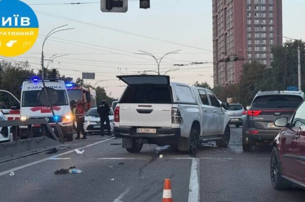 В Киеве погиб милиционер в ДТП с участием военного служебного авто