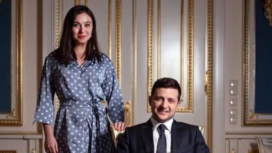 »Зеленский — диктатор, Киев не хочет мира»: станет ли интервью Мендель Такеру Карлсону делом о госизмене?