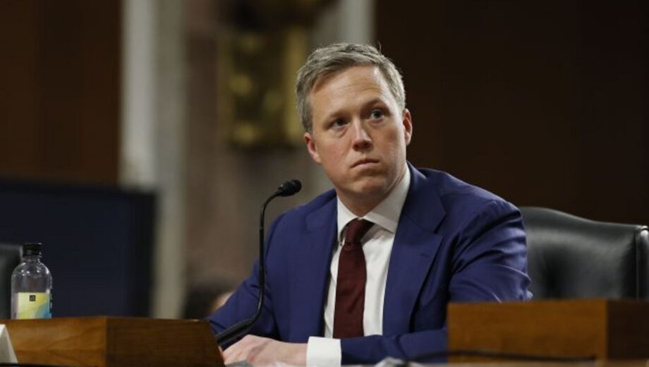 Министра армии США отстранили от участия в переговорах по войне в Украине – The Telegraph