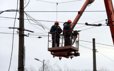 ДТЭК и Укрэнерго: экстренные отключения в четырех областях
