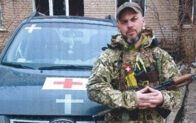 ”Хочуть відібрати евакуаційне авто”: військовий волонтер заявив про тиск з боку митниці й суду