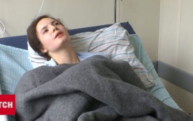 Вилетіла з 9-го поверху під час атаки на Київ і вижила: Вероніку врятувало ліжко