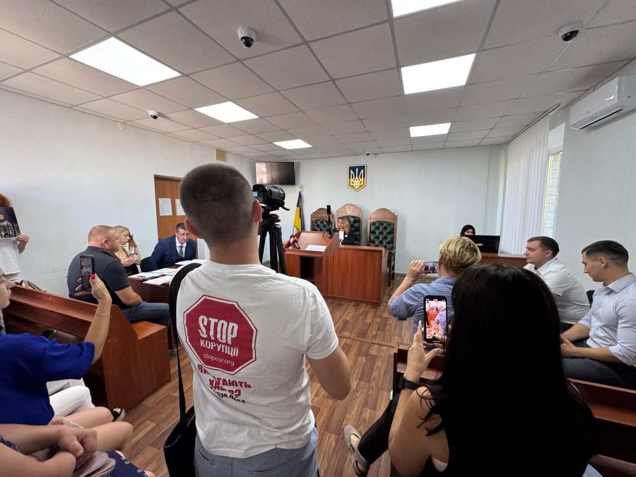 Суд арештував ексдепутата за незаконний видобуток супіску