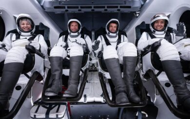 SpaceX запустила історичну місію з виходом у відкритий космос: екіпаж стане піддослідними для польотів на Місяць та Марс