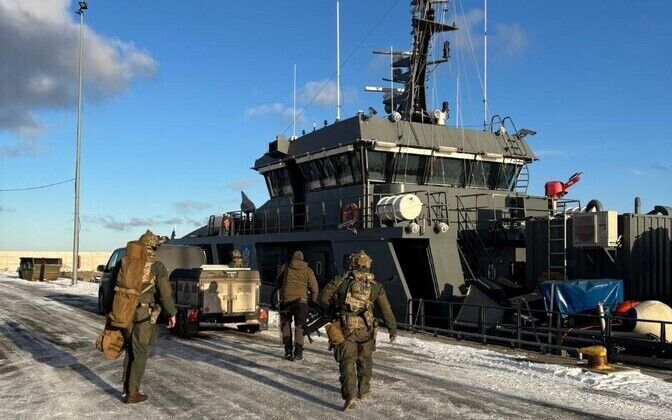 В Эстонии задержали направлявшийся к россии контейнеровоз: подозревают контрабанду