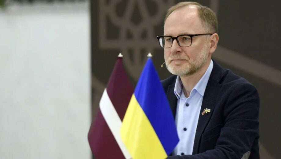 ППО не спрацювала: у Латвії міністр оборони подав у відставку