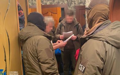 Чекав на новий наступ росіян і виправдовував агресію: СБУ затримала посадовця Верховного Суду