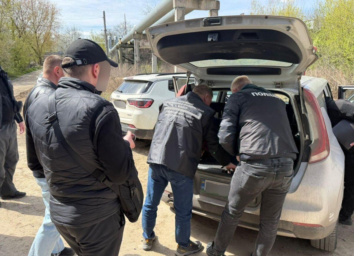 ''Услуги'' за тысячи долларов: пограничники разоблачили новые схемы переправки через границу