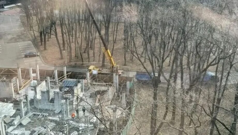 Скандал у парку Пушкіна: у Києві перевіряють законність будівництва багатоповерхового об’єкта