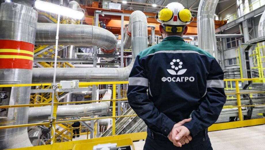 Огонь на химгиганте: в россии загорелся завод, связанный с производством взрывчатки