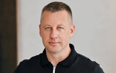 Обличитель показал декларацию Шакирзяна: подарки на миллионы и фирменные схемы по авто
