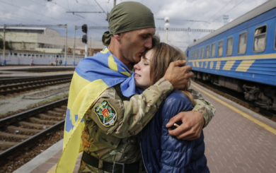 Женщин из семей военных приглашают присоединиться к проекту »Плюс-Плюс»