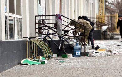 Теракт в Николаеве: женщина убила себя и троих военных