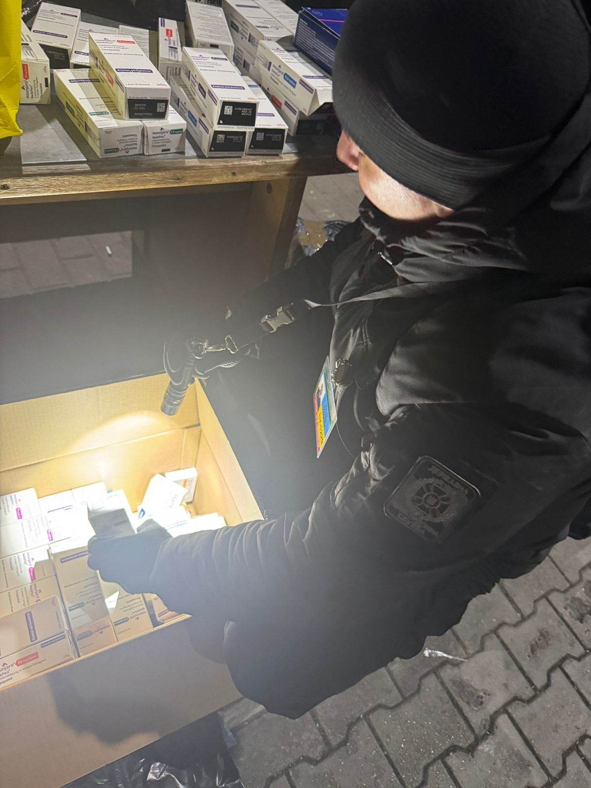 Ввоз запрещенных препаратов на 1,3 млн. грн.