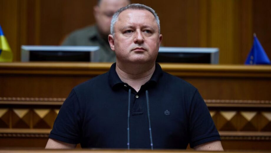 Эксгенпрокурор Костин возвращается на госслужбу – на этот раз как дипломат в Гааге