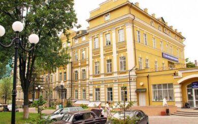 Центр детской кардиологии и кардиохирургии Украины оказался под угрозой: медики и пациенты обратились к власти