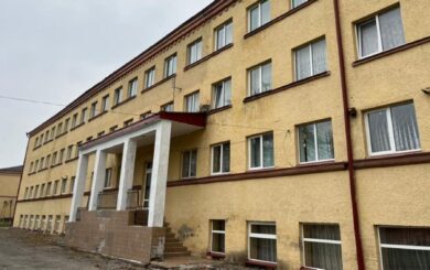 Инна Мирошниченко заявила о коррупции и шантаже родителей Новосельской спецшколы