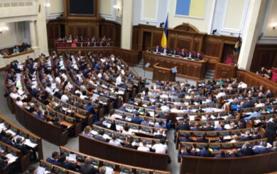 Верховна Рада пішла на канікули до кінця серпня після прийняття закону щодо НАБУ і САП