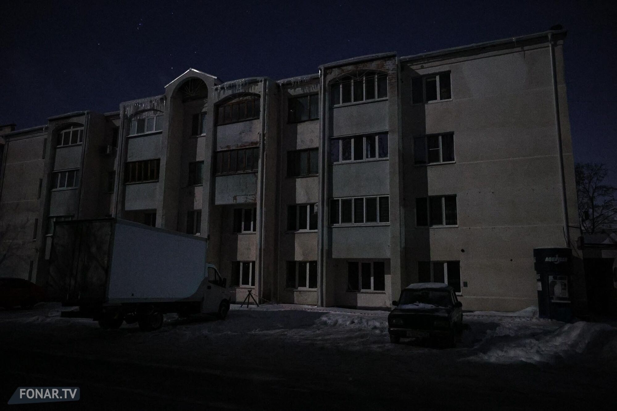 У Бєлгороді пролунали вибухи та зникло світло в частині міста